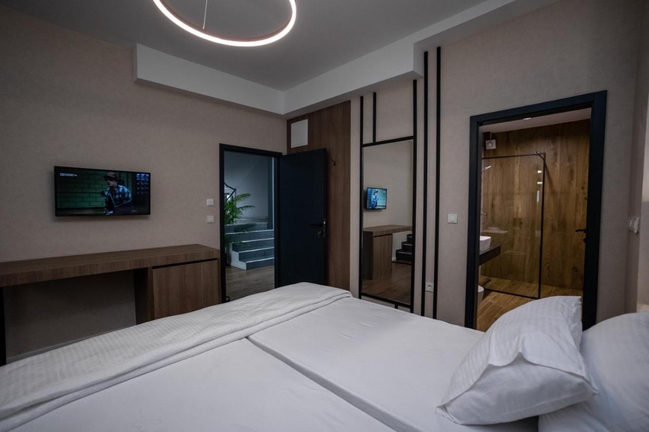 Griffon Bar Food Apartments Στρούγκα Εξωτερικό φωτογραφία