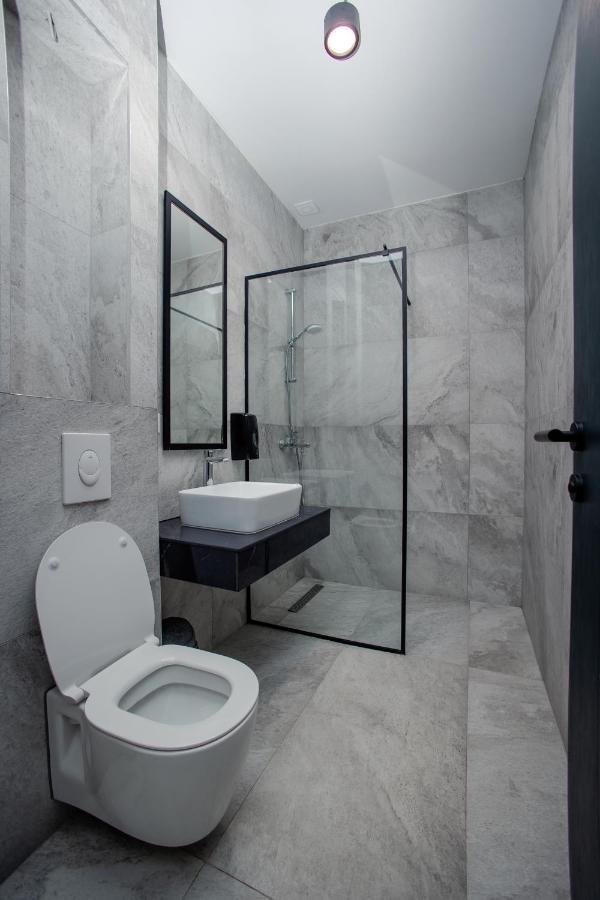 Griffon Bar Food Apartments Στρούγκα Εξωτερικό φωτογραφία