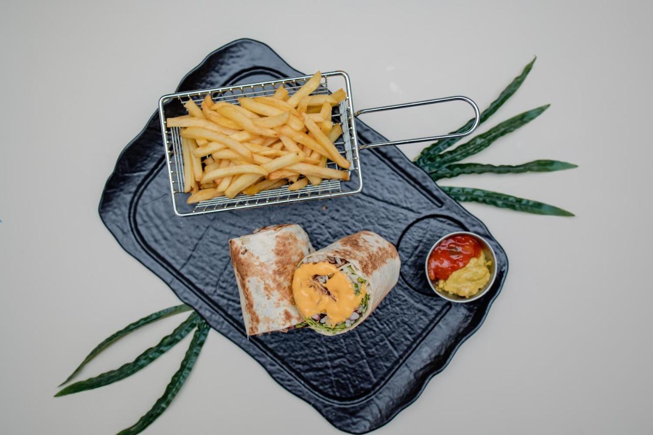 Griffon Bar Food Apartments Στρούγκα Εξωτερικό φωτογραφία